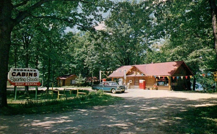 Duggans Restaurant & Motel - Vintage Postcard (newer photo)